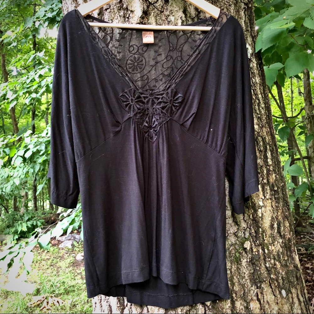 LANGUAGE blouse with sheer back